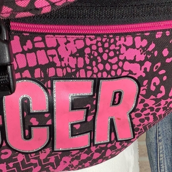 Justice - Soccer drawstring backpack - zipper front pouch - pink black & glitter - Picture 3 of 9